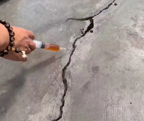 慈溪混凝土裂缝修补技术详解​